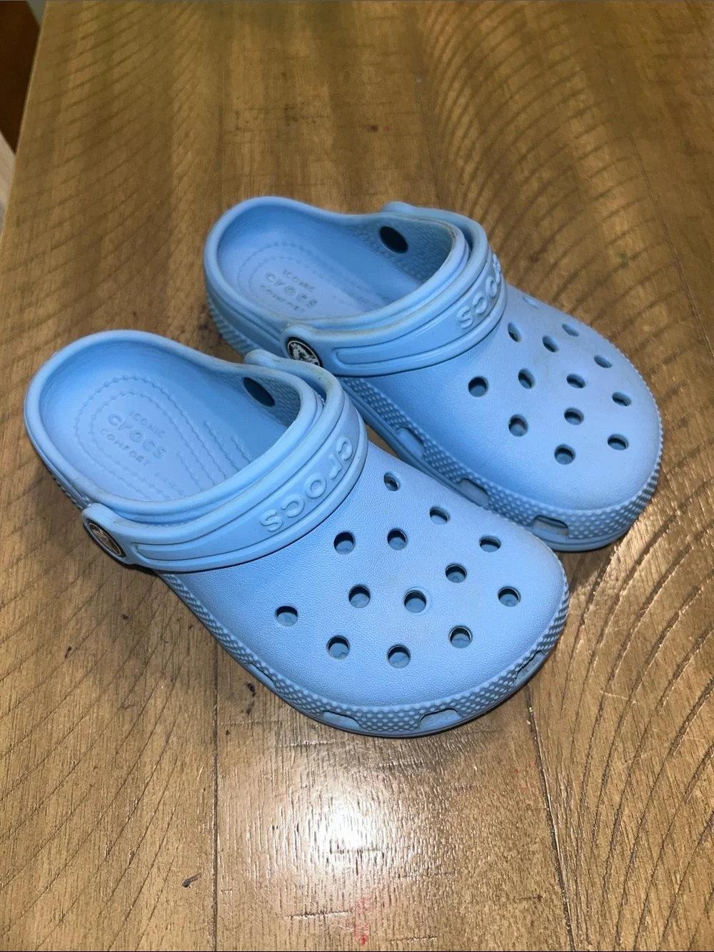 CROCS Kids Light Blue Classic Clog size 11 toddler